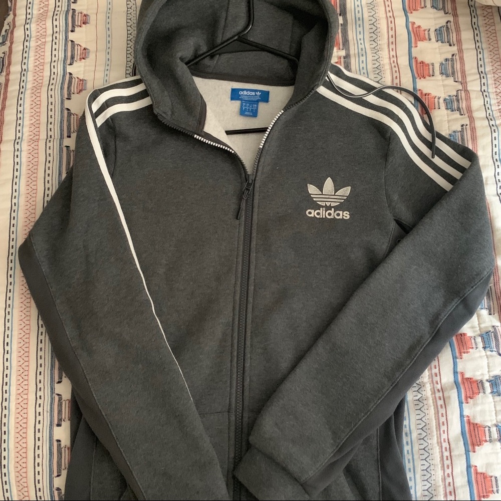 NWOT Adidas women grey zip up 🏃🏼‍♀️